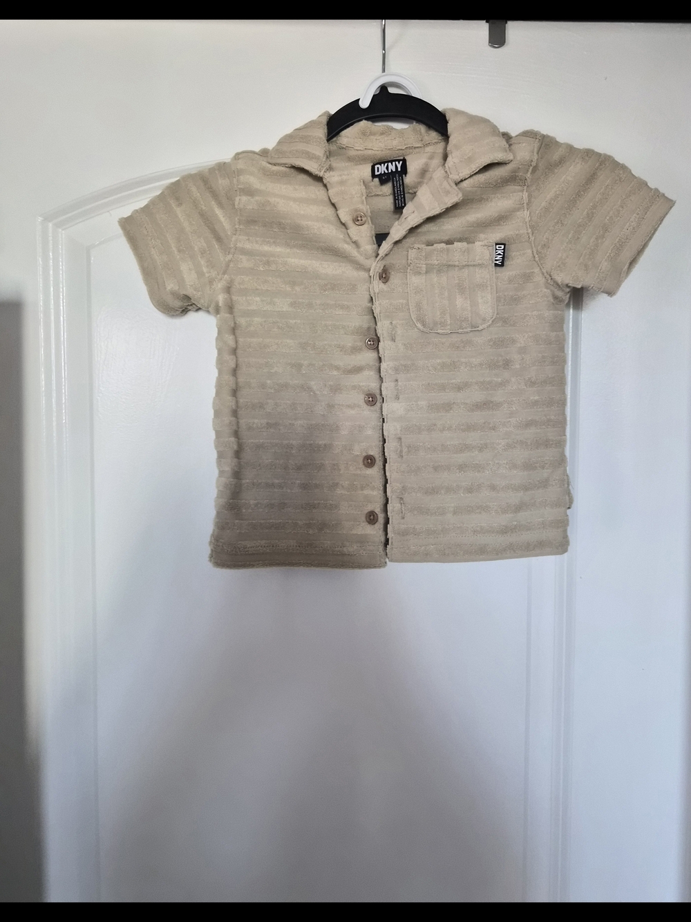 DKNY Beige Textured Short-Sleeve Button-Down Kids Shirt Toddler Two Piece Set